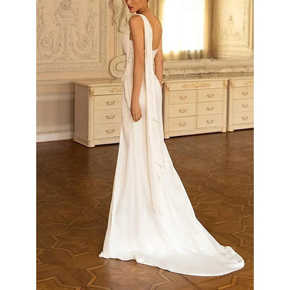Fishtail pattern/Loudspeaker strapless wedding dress sweeping/Brushing train with pleats