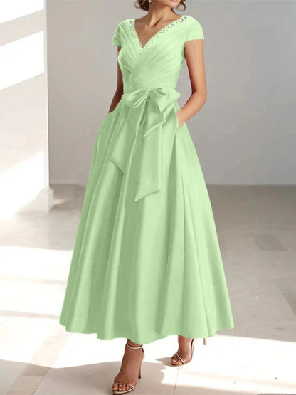 Wonderful A-line/Princess V-neck Short Sleeve Back Zip pocket Mother Of The Bride Dress