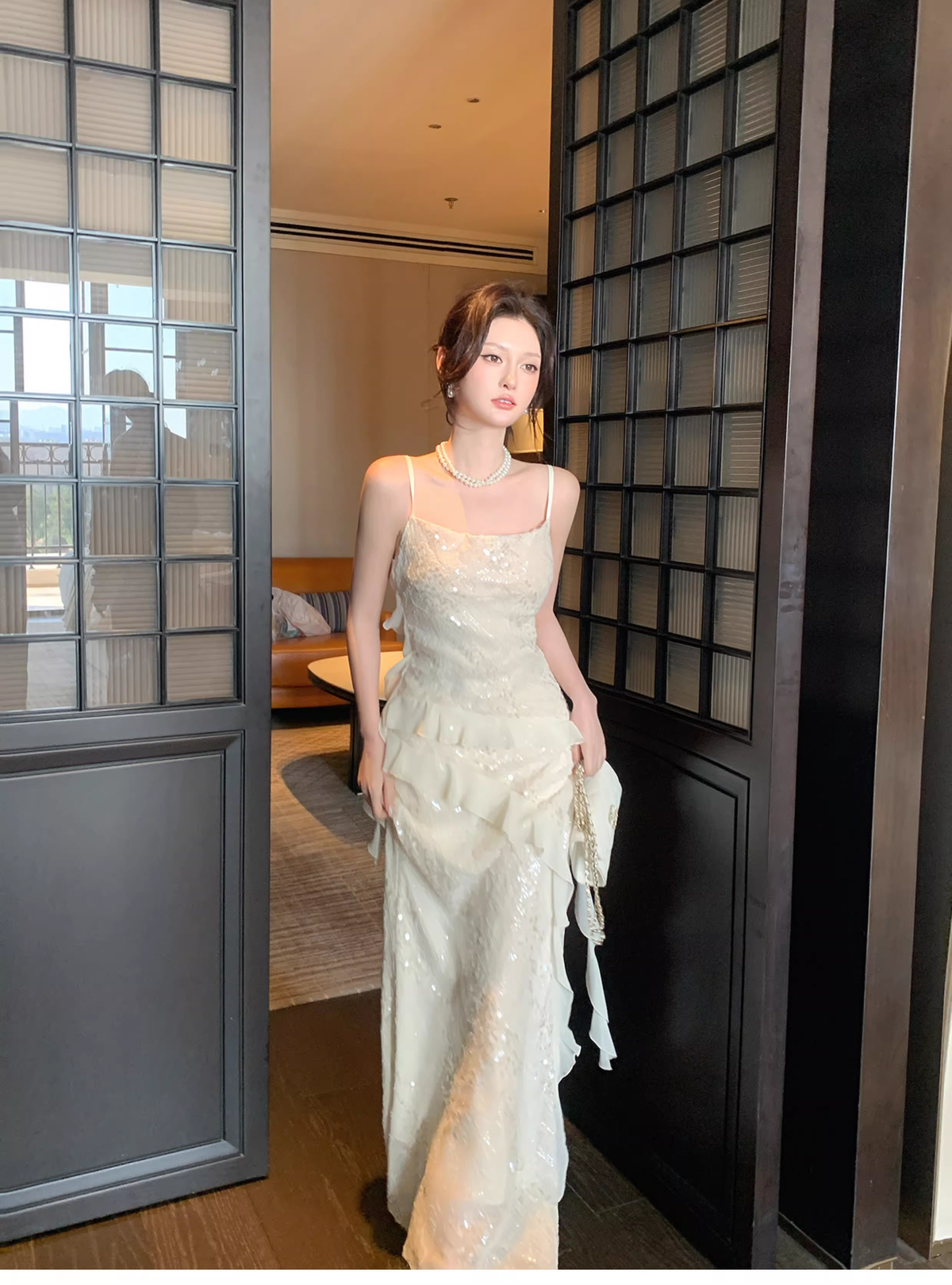 Shiny Spaghetti Straps Light Apricot Sequin Ruffles Mermaid Long Wedding Guest Dress Formal Birthday Prom Dress Party Gown SP1496