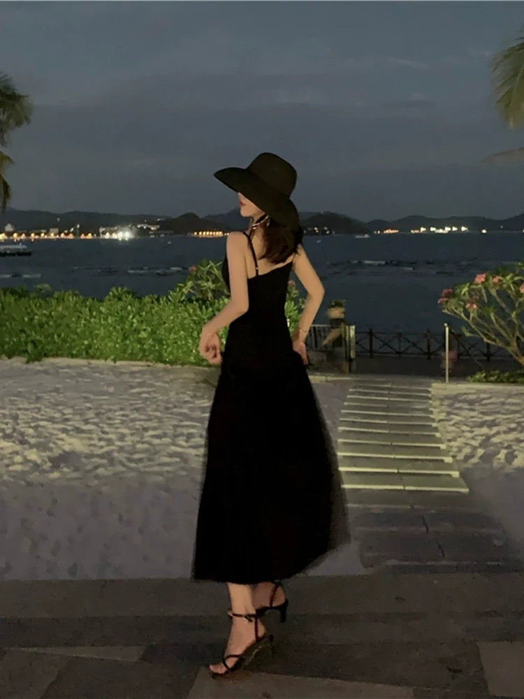 Simple Black V-neck Split Dress Design A-line Sleeveless Spaghetti Strap Dress TP3261