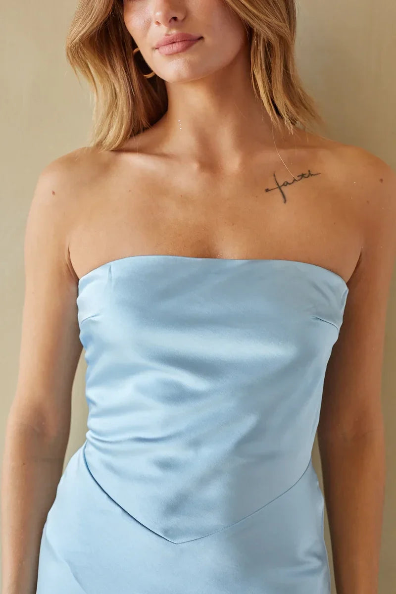 Off shoulder collar sleeveless strapless backless and floor length Prom dress