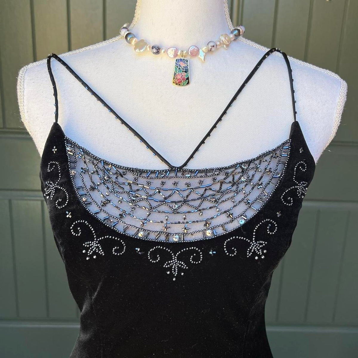 Vintage Black Velvet Gorgeous Exquisite Beading Elegant Spaghetti Strap Long Velvet Ball Gown Evening Dress Birthday Party Dress Prom Dress gh3954