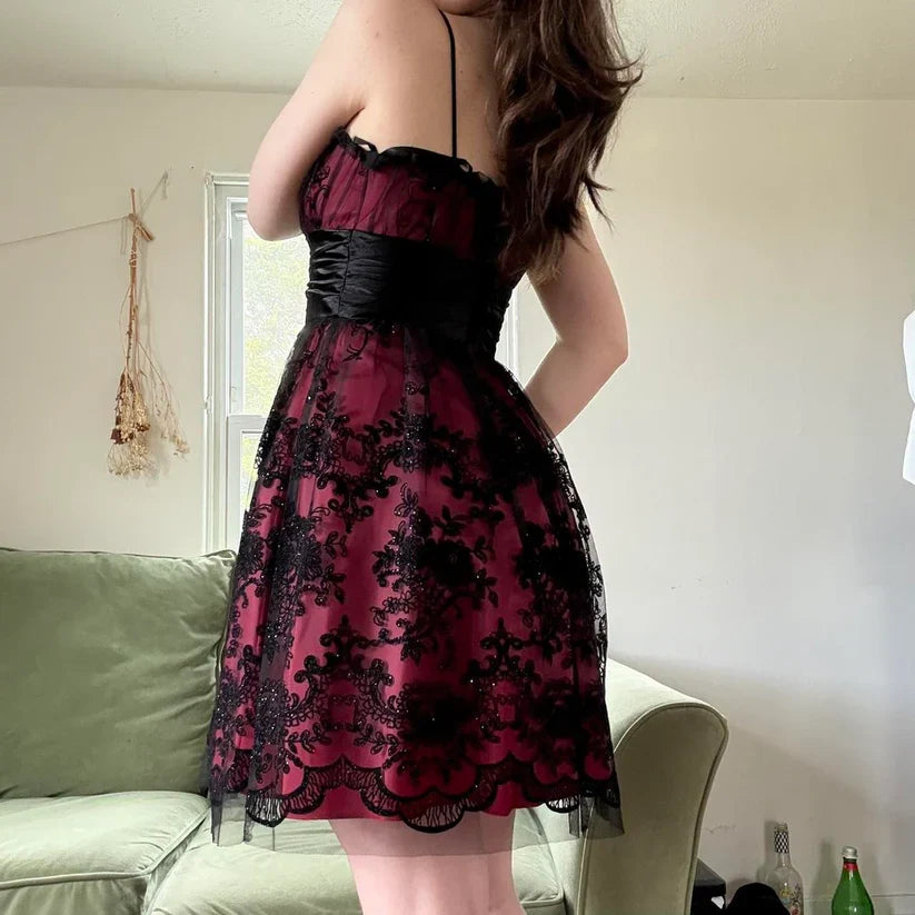Retro Burgundy Spaghetti Strap Applique Sequin Design A-line Chiffon Satin Party Dress Homecoming Dress TP4092