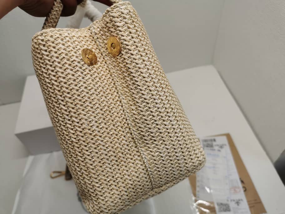 Prada Raffia Tote Bag In Beige 29Cm