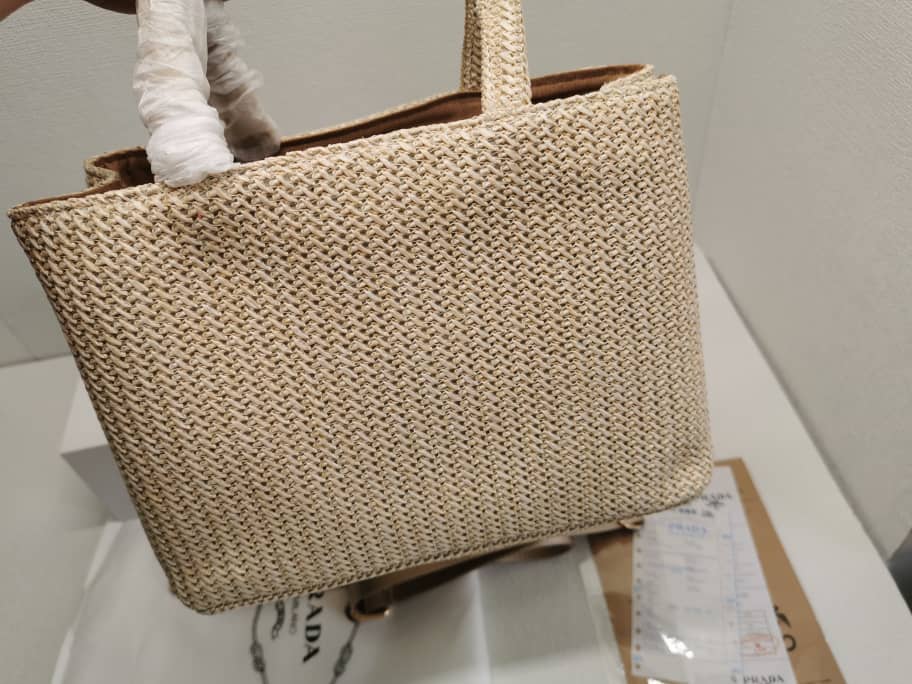 Prada Raffia Tote Bag In Beige 29Cm