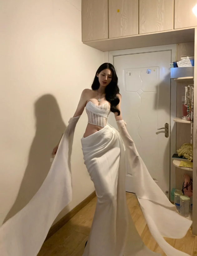 Sexy Strapless Satin Slit White Mermaid Long Prom Gown Party Dress