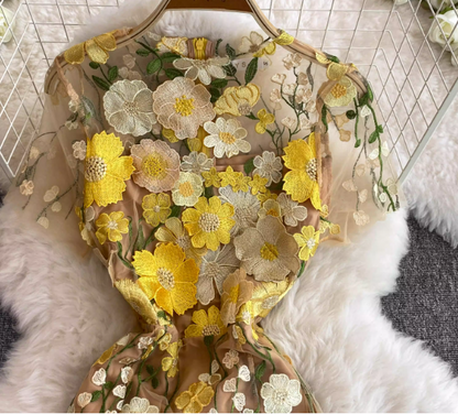 Palace style beautiful heavy work three-dimensional flower embroidery embroidery seaside holiday dress morning robe female bride high-end 11286