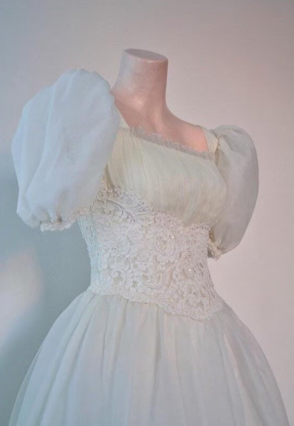 Vintage Palace Style Puff-Sleeve Lace Gown | Tulle Waist-Fitted Train Maxi Dress gh6420