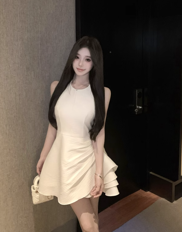 Fashion White Satin Irregular Ruffled Hem Design A-line Halter Homecoming Dress TP3690
