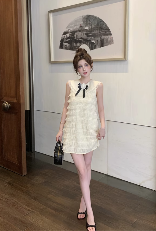 Fashion Beige Bow Lace Design A-line Sleeveless Strapless Homecoming Dress TP3698