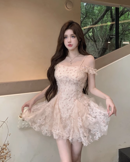 New Style Champagne Appliqued Floral Design A-line Spaghetti Strap Homecoming Dress TP3702