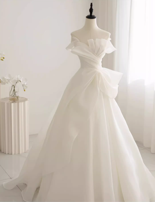 Vintage White Tulle A-Line Off-the-shoulder Wedding Dress TP5030