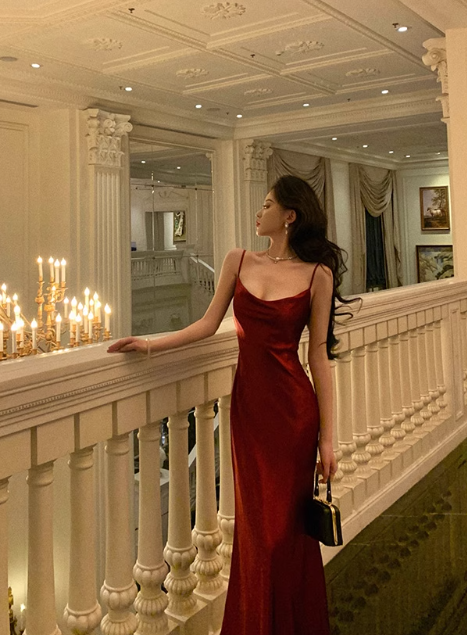 Elegant Burgundy Satin Spaghetti Strap Mermaid Evening Gown TP5122