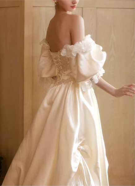 Glamorous Ivory Satin Off-Shoulder Sweetheart Puff Sleeve A-Line Applique Cathedral Train Wedding Dress TP5300
