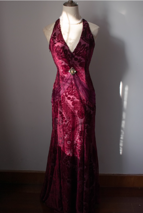 Vintage Burgundy Velvet Halter-Neck Cutout Back Floral Print Formal Evening Gown TP5535