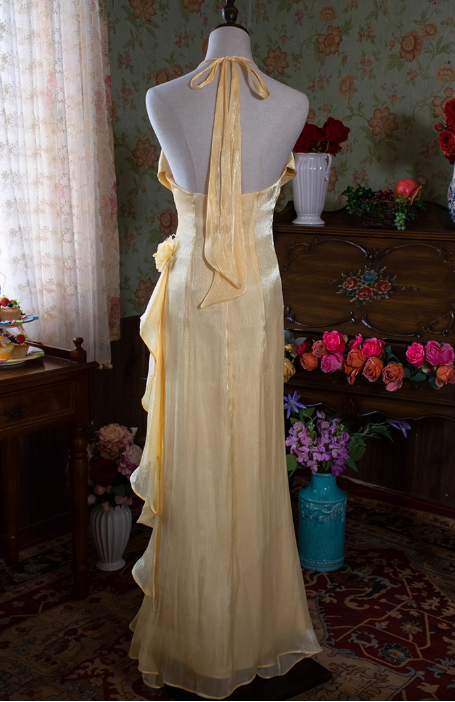 Vintage Chiffon Halter-Neck Ruffled 3D Flower Sheath Evening Gown TP5536