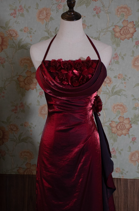 Vintage Chiffon Halter-Neck Ruffled 3D Flower Sheath Evening Gown TP5536
