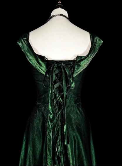 Vintage Emerald Green Velvet Off-Shoulder Formal Gown Floor-Length Evening Gown TP5549