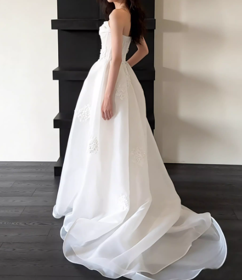 Vintage Tulle Strapless Floral Applique Train Wedding Dress TP5559