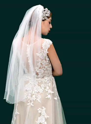Elegant Ivory Tulle Bridal Veil Pearl-Beaded Edge Medium-Length Wedding Veil TP5620