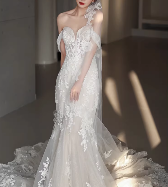 Elegant Off-the-Shoulder Sweetheart Neckline Lace Mermaid Wedding Dress with Chapel Train TP5662