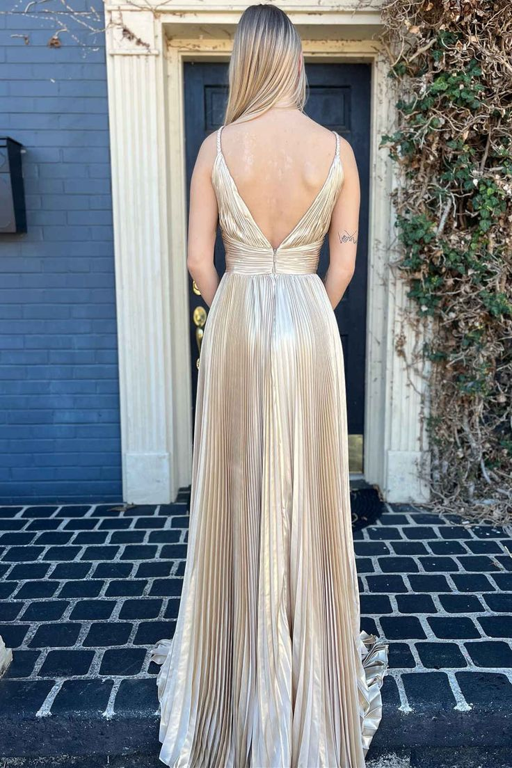 Plunging V-Neck Pleated Long Prom Dress gh2988