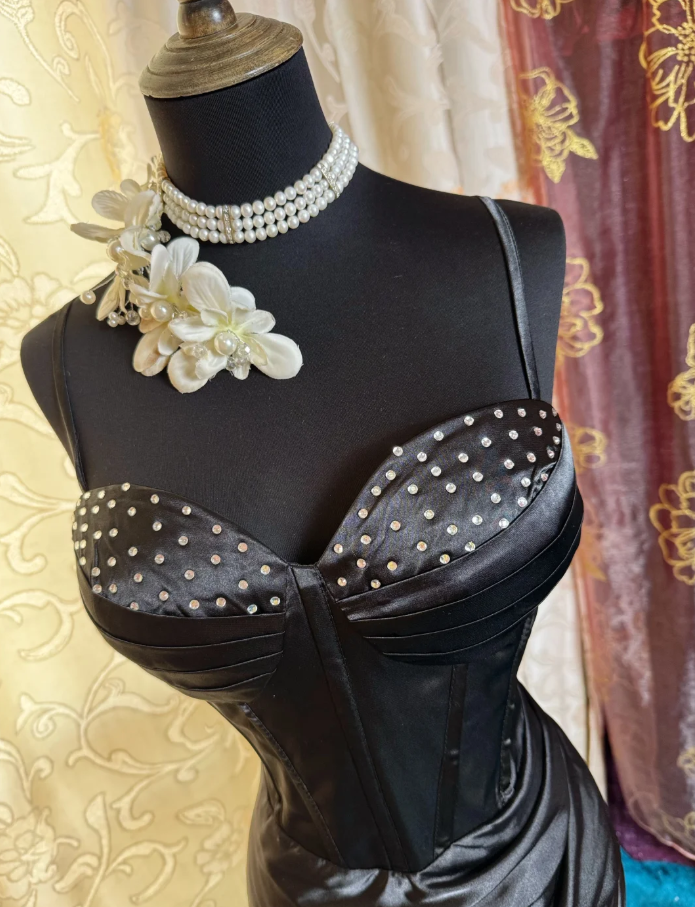 Fashion Black Spaghetti Straps Satin Beaded Mermaid Long Evening Dress Formal Wedding Guest Dress SP1614