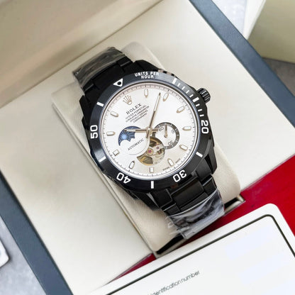 Rolex Oyster Perpetual Cosmograph Moonphase White Dial 40Mm