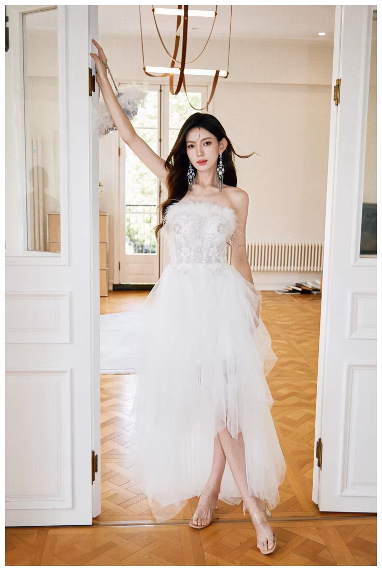 Classy White Feathers Strapless Embroidered Tulle Sequin Appliques Long Birthday Prom Dress Evening Gown