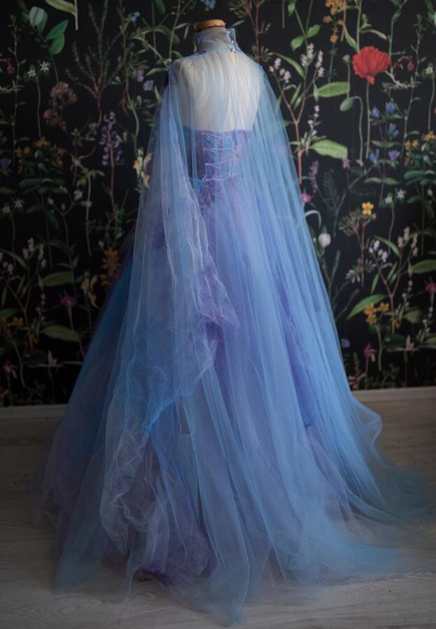 Retro Ball Gown Sweetheart Lace Layers Evening Dress Prom Dresses With Cape