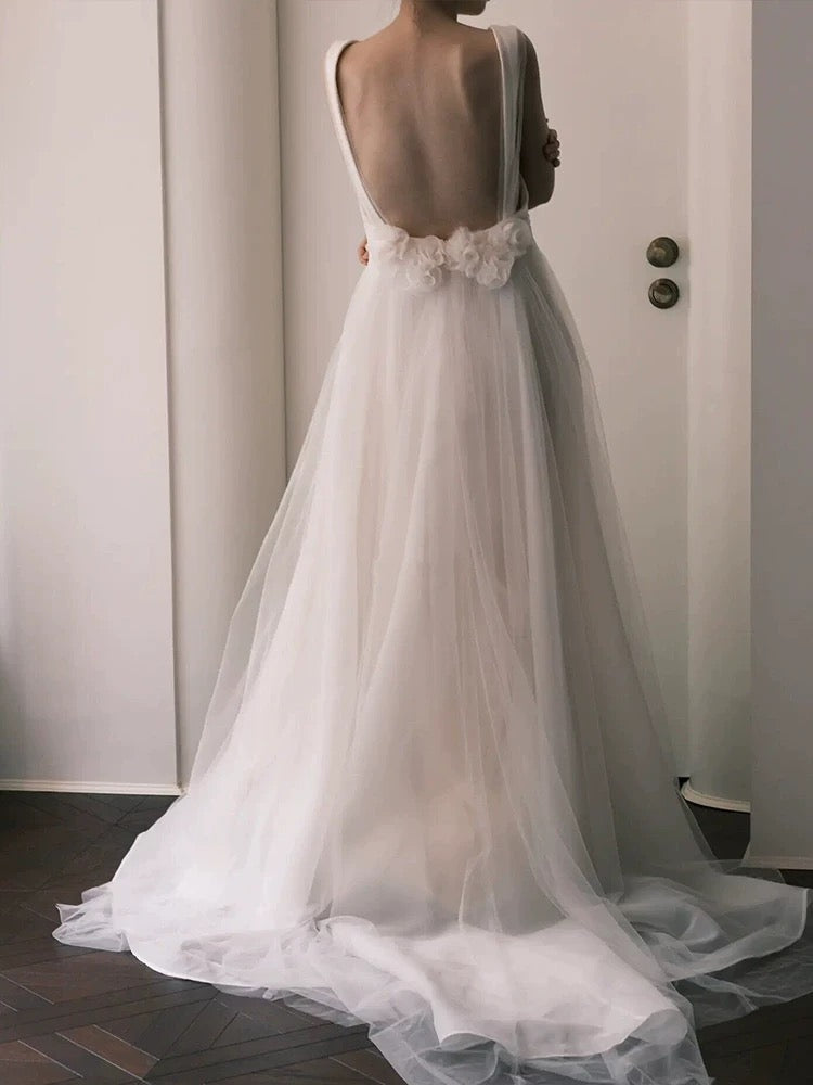 Unique Ball Gown Straps Neckline Long White Tulle Wedding Dresses