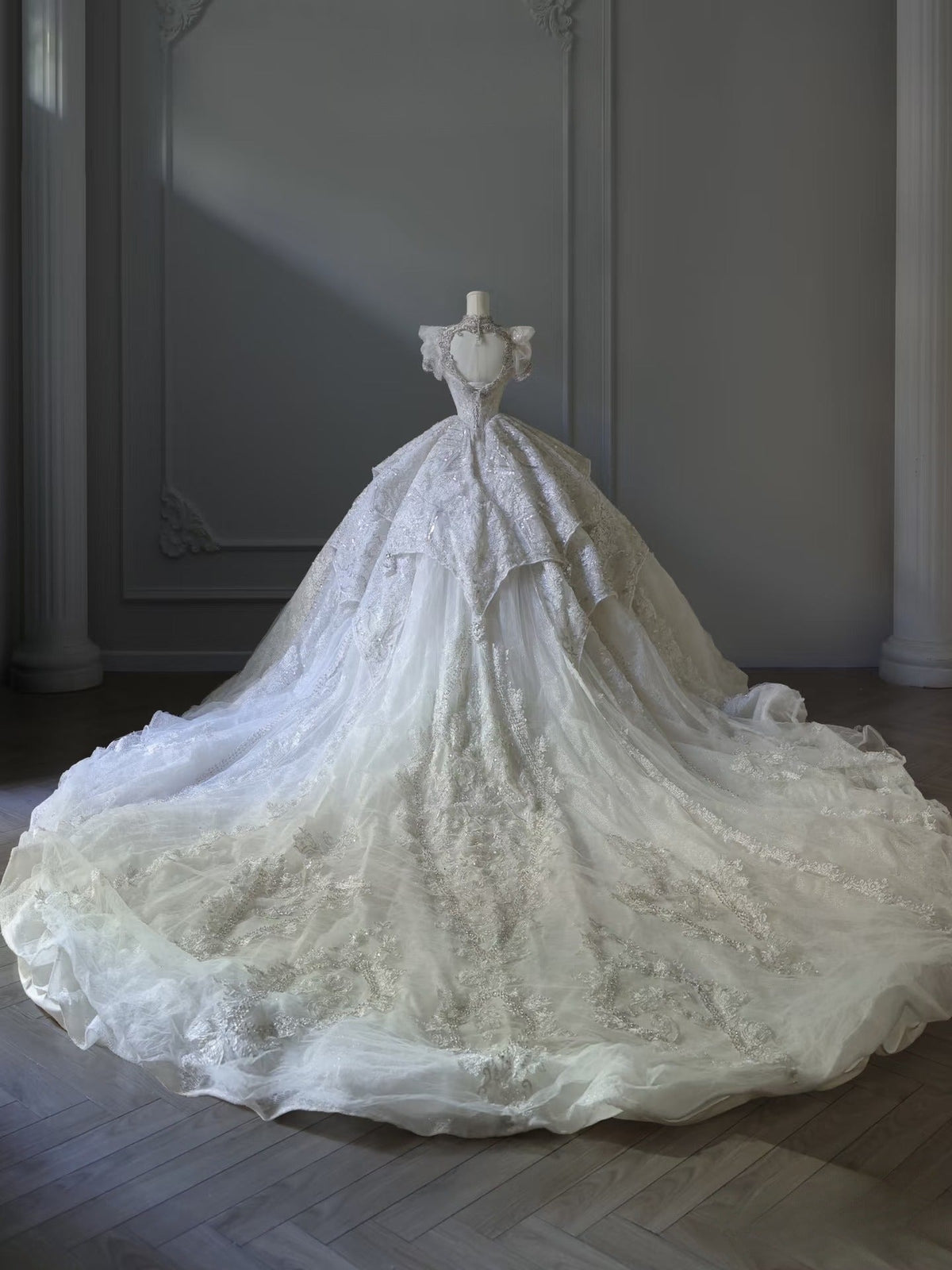 Timeless Ball Gown Off The Shoulder Neckline Tulle Sequin Wedding Dresses Bridal Dress