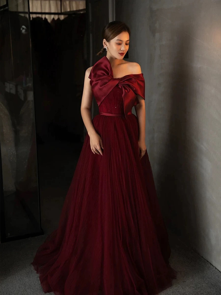 Vintage Ball Gown Strapless Burgundy Tulle Long Prom Gown Fairy Prom Dresses