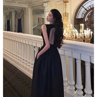 Simple A line Scoop Neckline Black Backless Prom Dresses Birthday Outfits Evening Gown