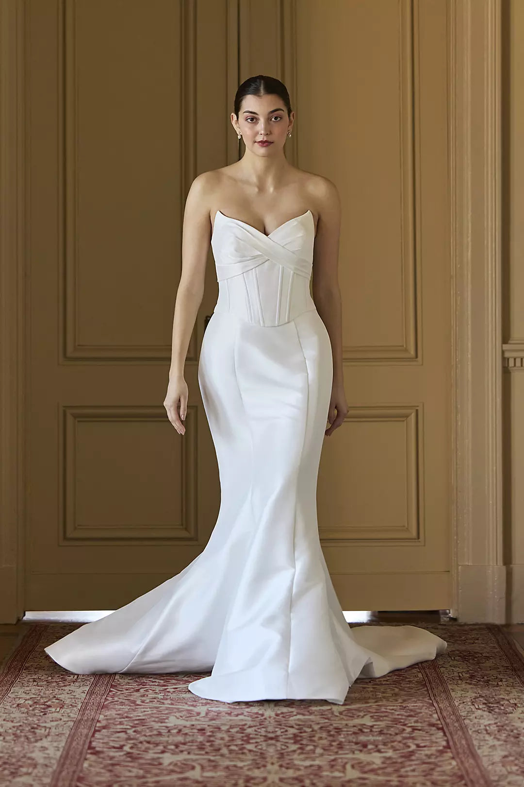 V collar off shoulder sleeveless backless mermaid and floor length wedding dress