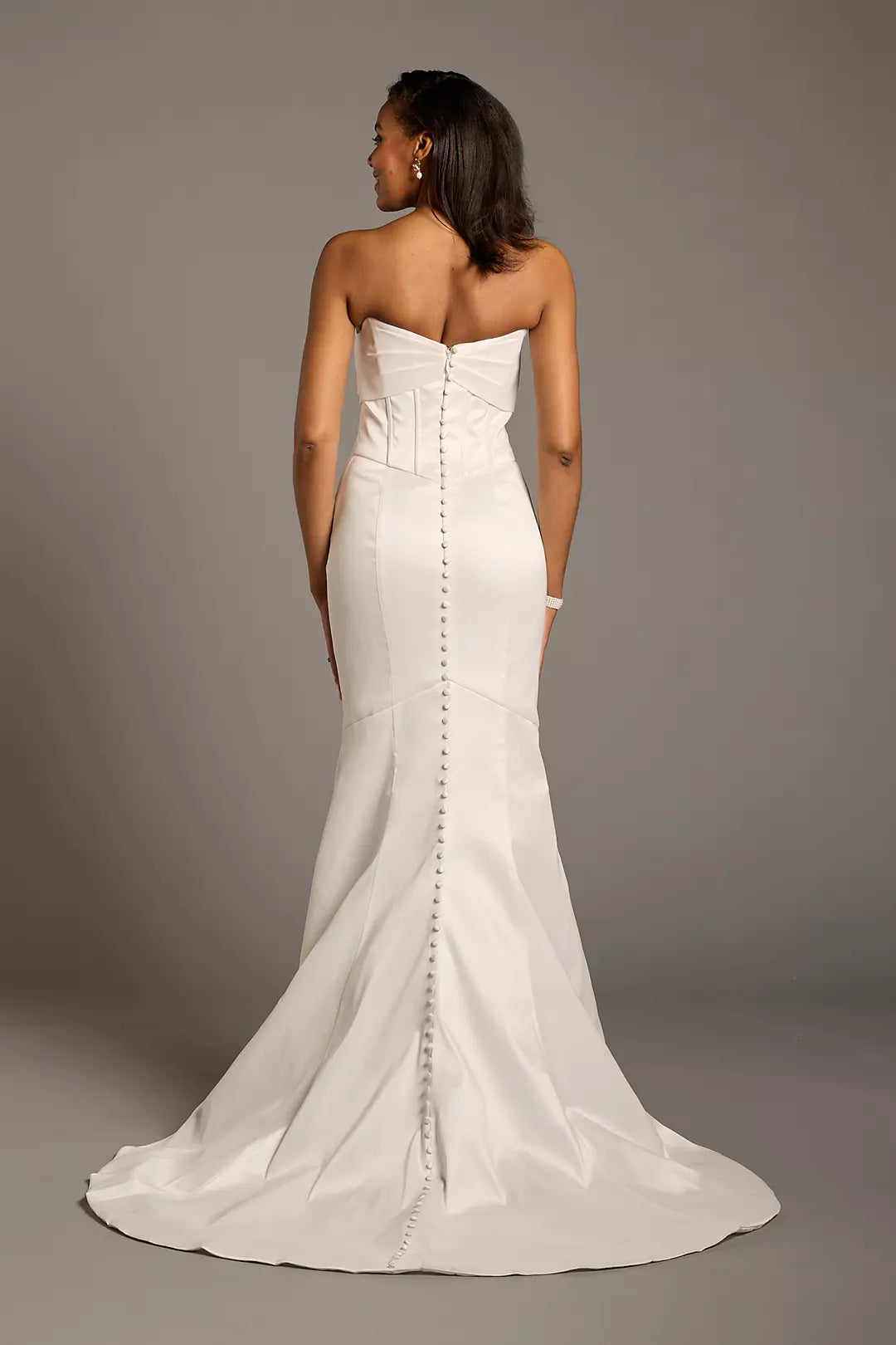 V collar off shoulder sleeveless backless mermaid and floor length wedding dress
