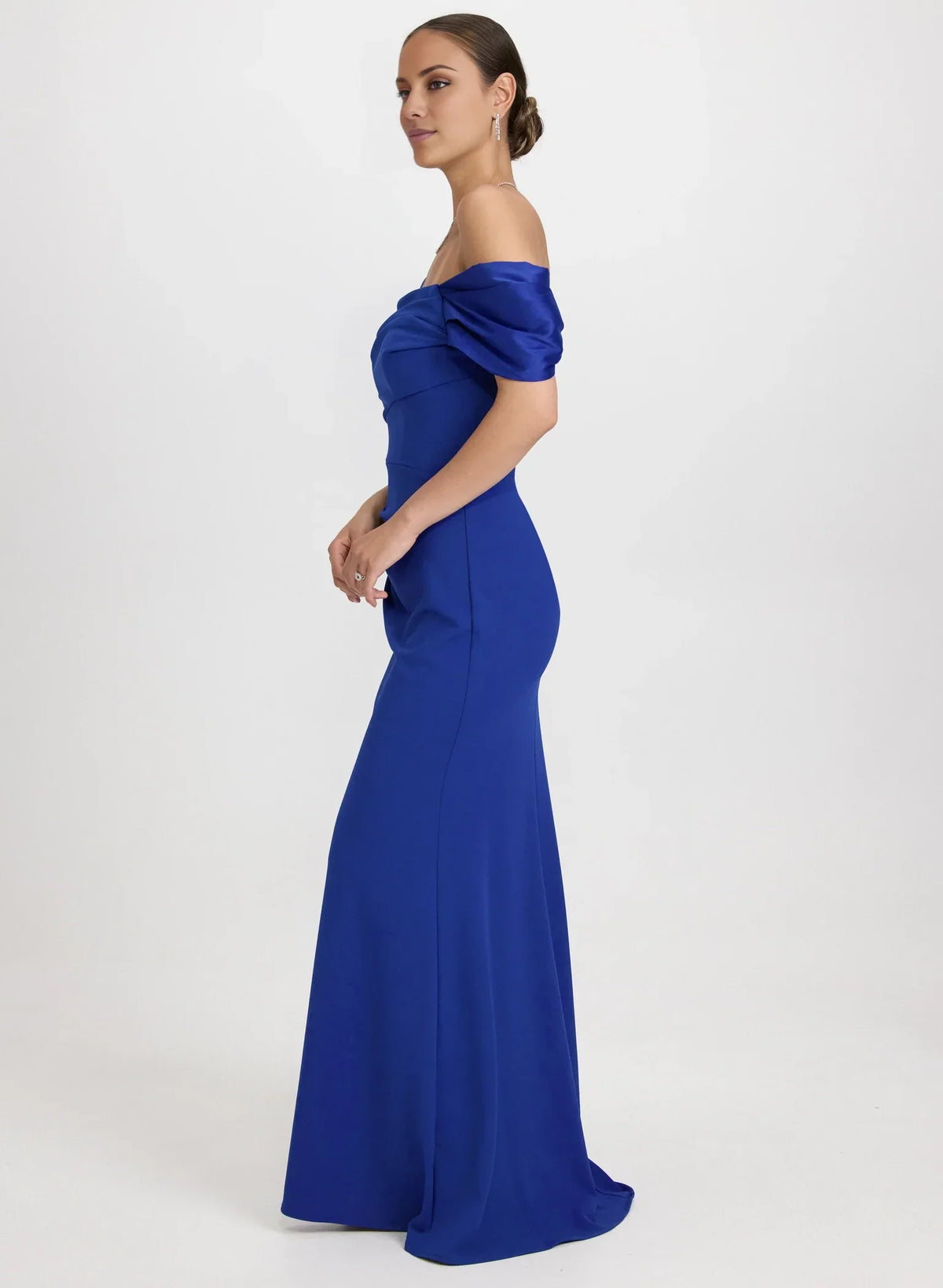 Square neckline sleeveless pleated detail backless and floor length Prom dress