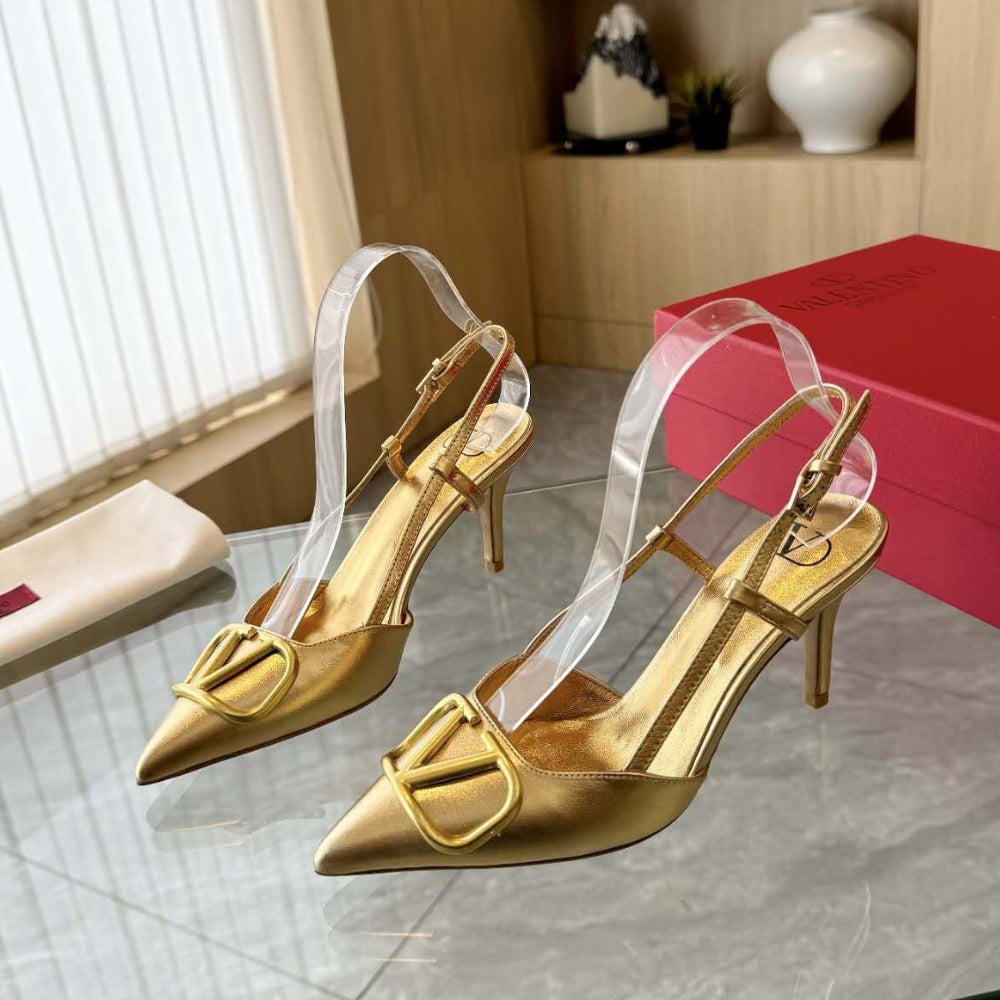 VALENTINO VLOGO SIGNATURE SLINGBACK PUMP IN GOLD