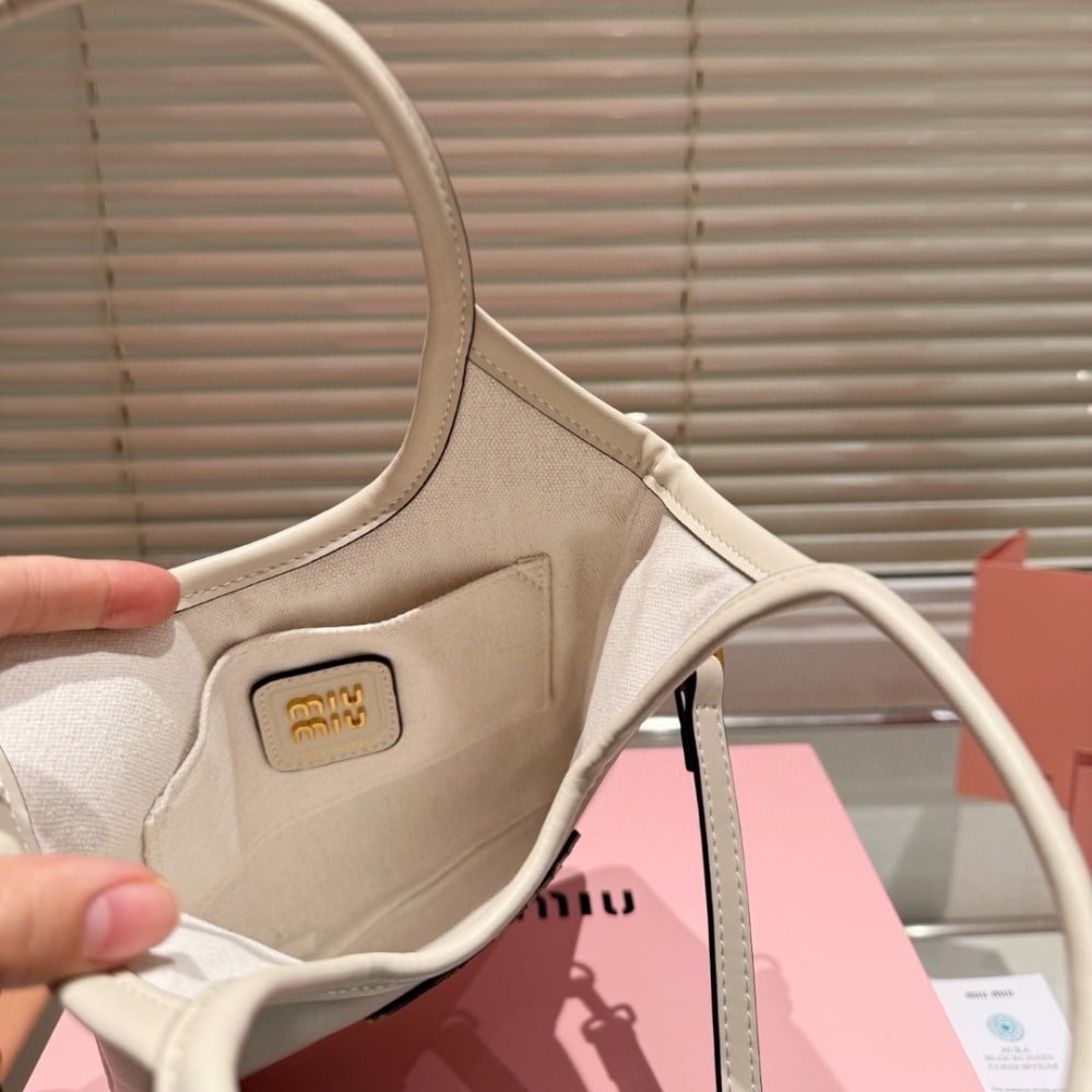MIUMIU IVY LEATHER BAG CHALK WHITE 20CM 5BA281 2CRW F0K74 V OLN