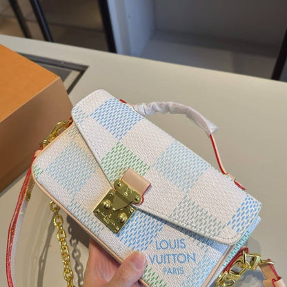 Louis Vuitton Pochette Métis East West Damier Light Blue 21Cm N40749