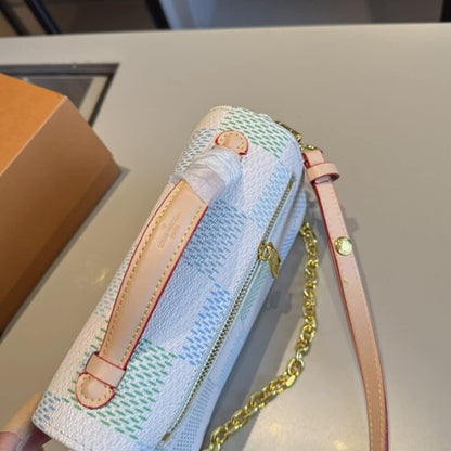 Louis Vuitton Pochette Métis East West Damier Light Blue 21Cm N40749