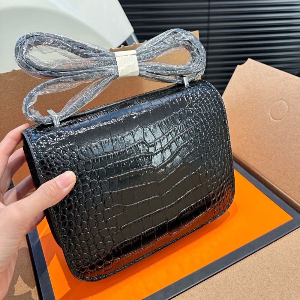 Hermes Mini Constance 19 Shiny Alligator Palladium Hardware Black 19Cm