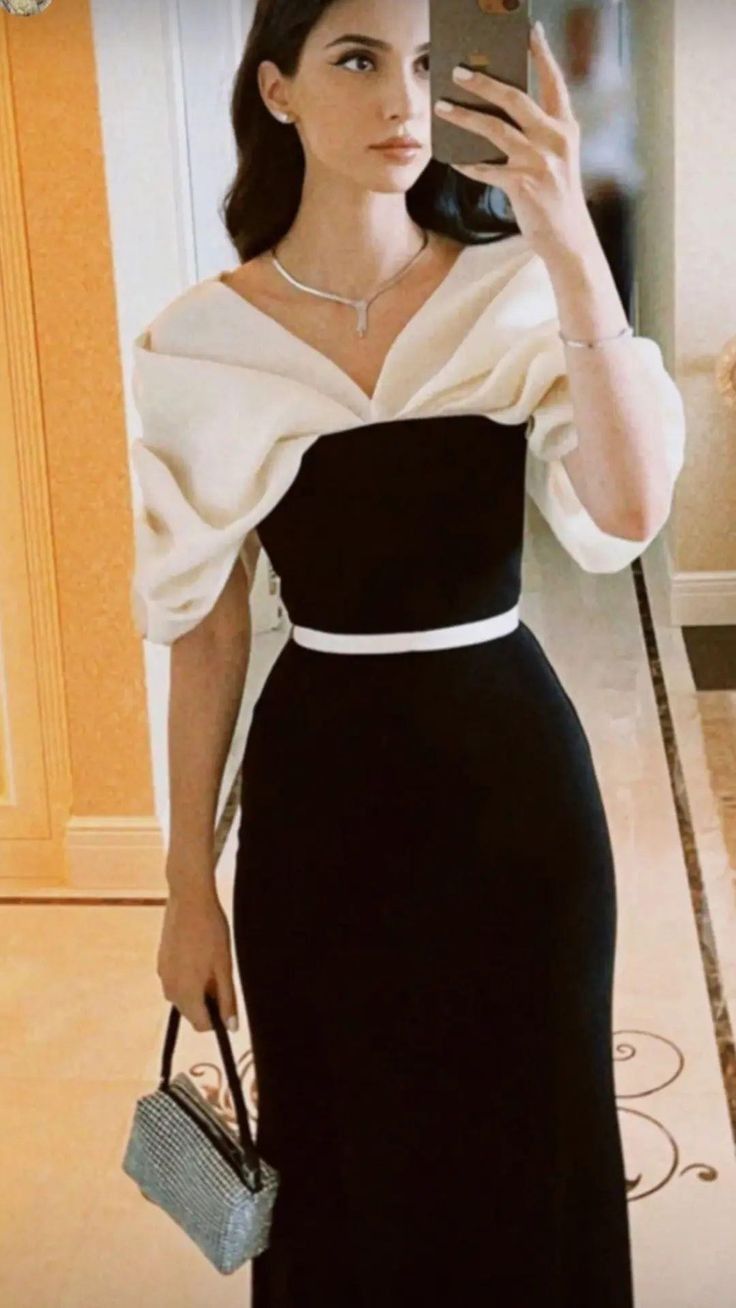 Elegant Black V-neck Short-sleeve Formal Dress Evening Gown TP1804