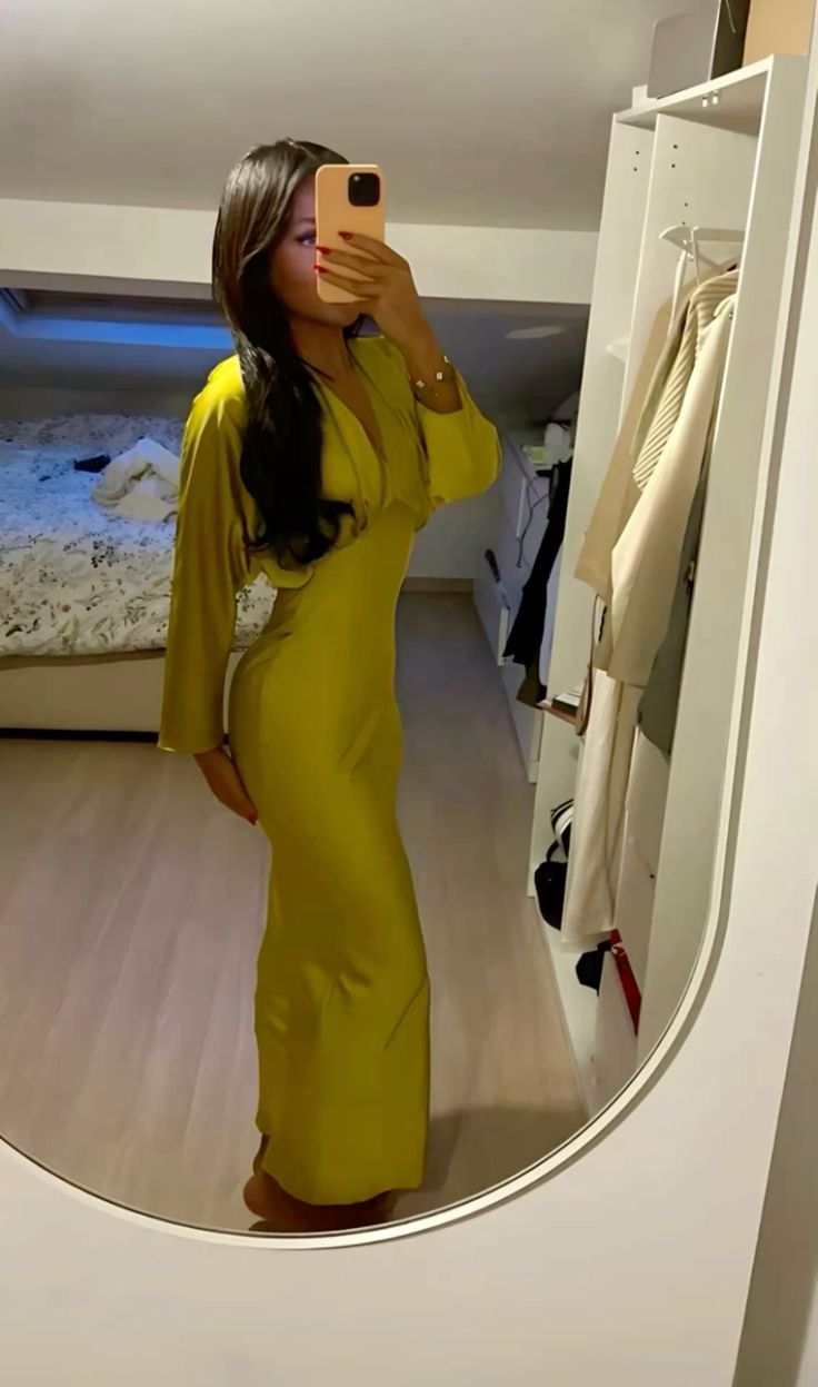 Vintage Mustard Yellow Sheath Deep V Neck Long-sleeved Satin Long Formal Evening Gown TP1908