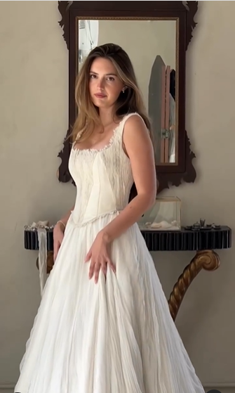 Vintage Ivory Square-Neck Corset Bodice Ruched Tulle Wedding Dress TP1967