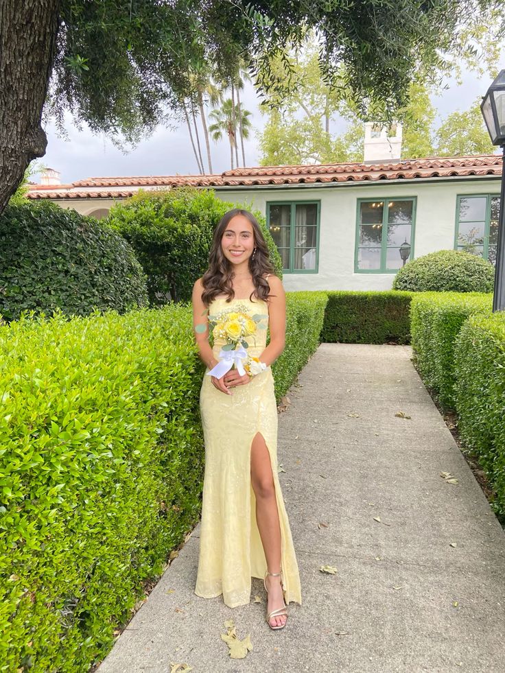 Elegant Yellow Spaghetti Strap Sleeveless Slit Mermaid Prom Dress Bridesmaid Dress TP2097
