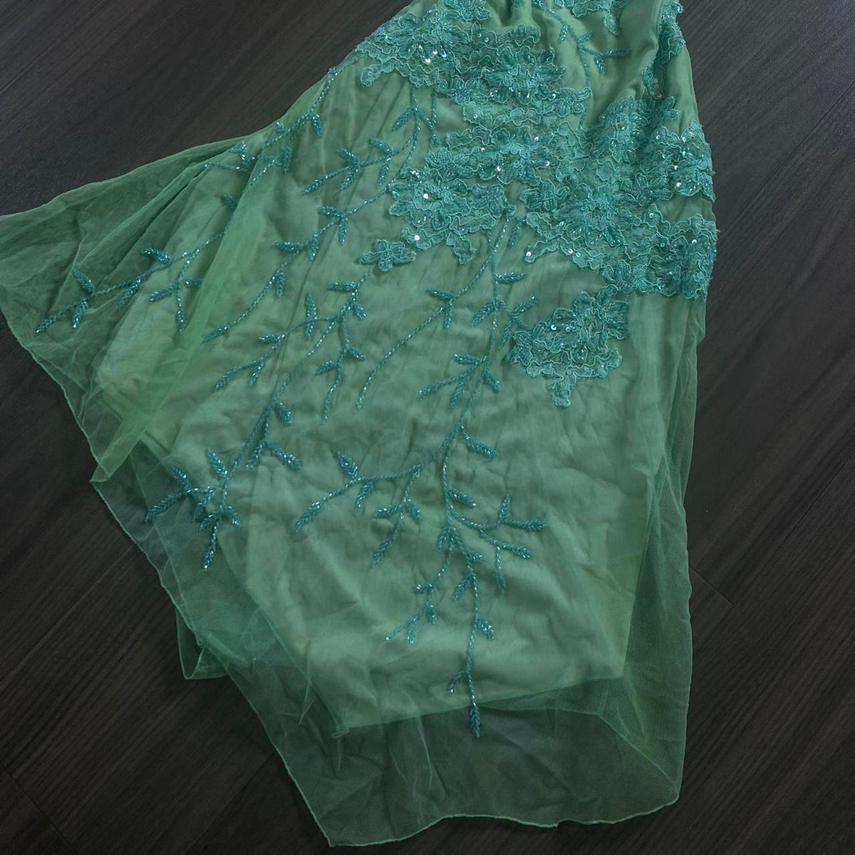 Vintage Green V-neck Straps Sleeveless Sequined Lace Irregular Skirt Prom Dress Evening Dress TP2531
