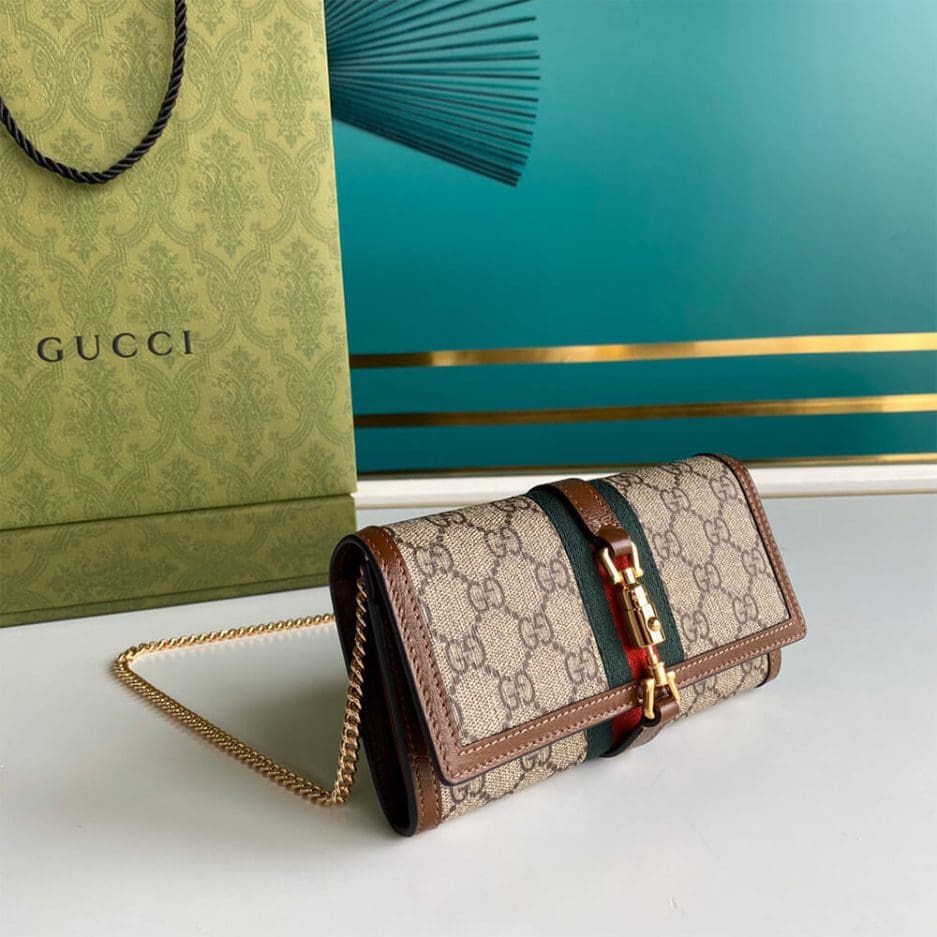 GUCCI Jackie 1961 chain wallet