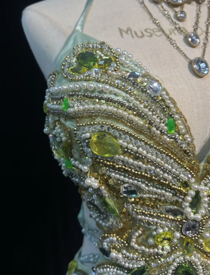 Pretty Sage Green Halter Satin Tulle Butterfly Beaded Mermaid Evening Dress Long Party Gown SP1864
