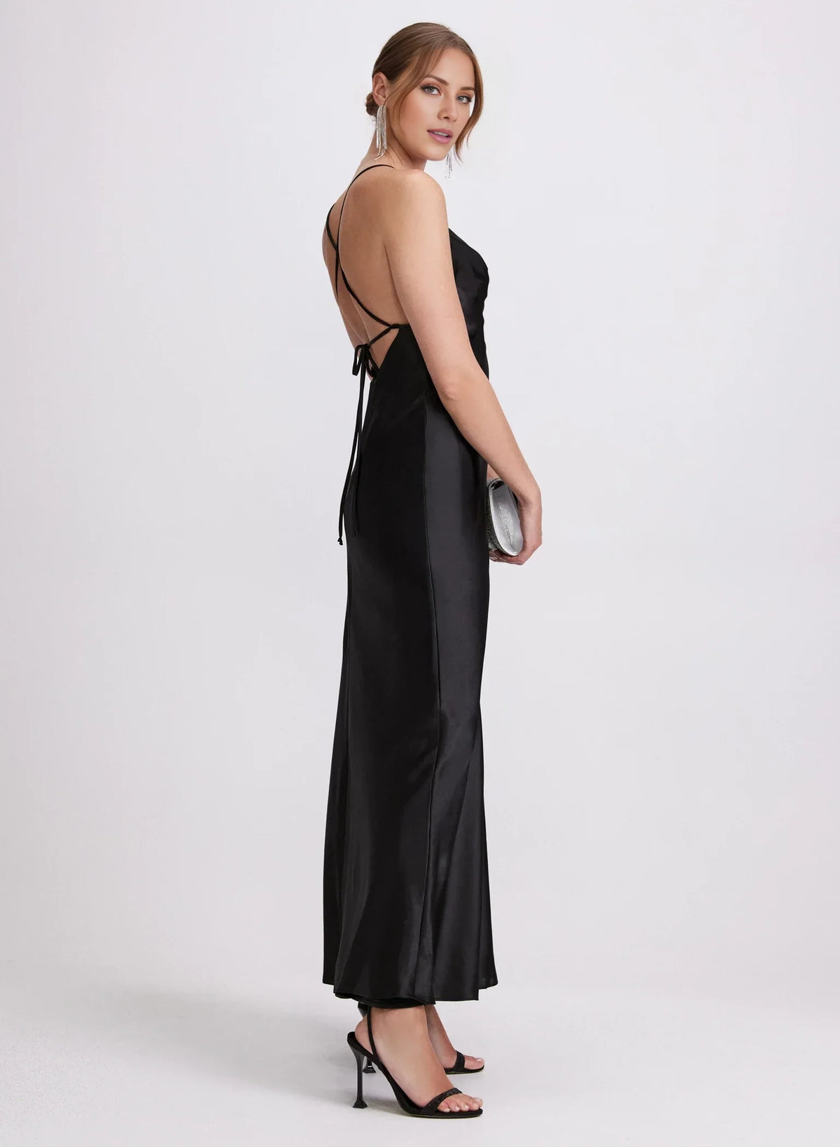 V-neckline off shoulder sleeveless thin shoulder strap backless and floor length Prom dress